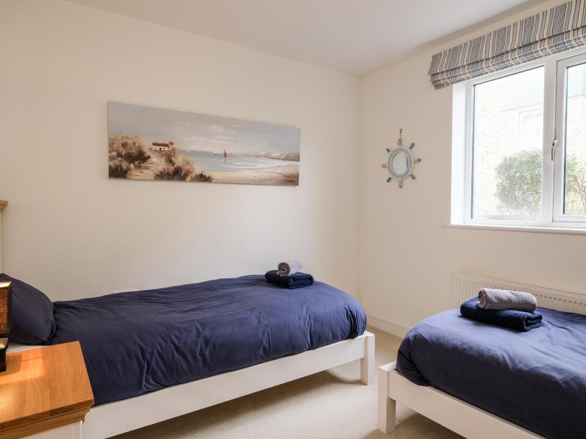 Stone'S Throw Apartman Charlestown  Kültér fotó